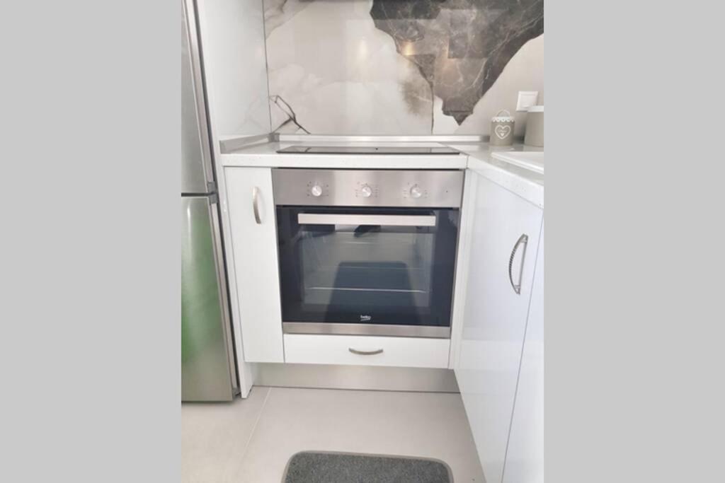 Polychrono New 2 Bedroom Apt. Just By The Sea! Екстер'єр фото