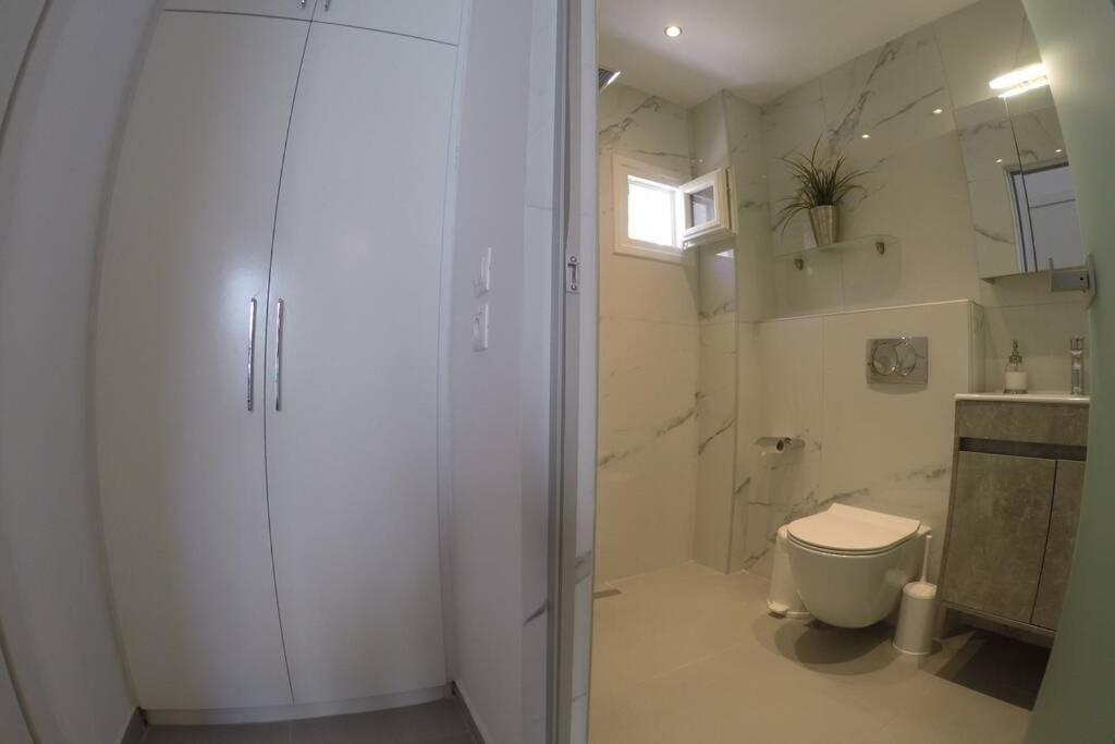 Polychrono New 2 Bedroom Apt. Just By The Sea! Екстер'єр фото