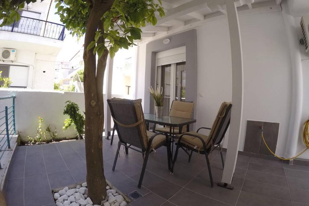 Polychrono New 2 Bedroom Apt. Just By The Sea! Екстер'єр фото