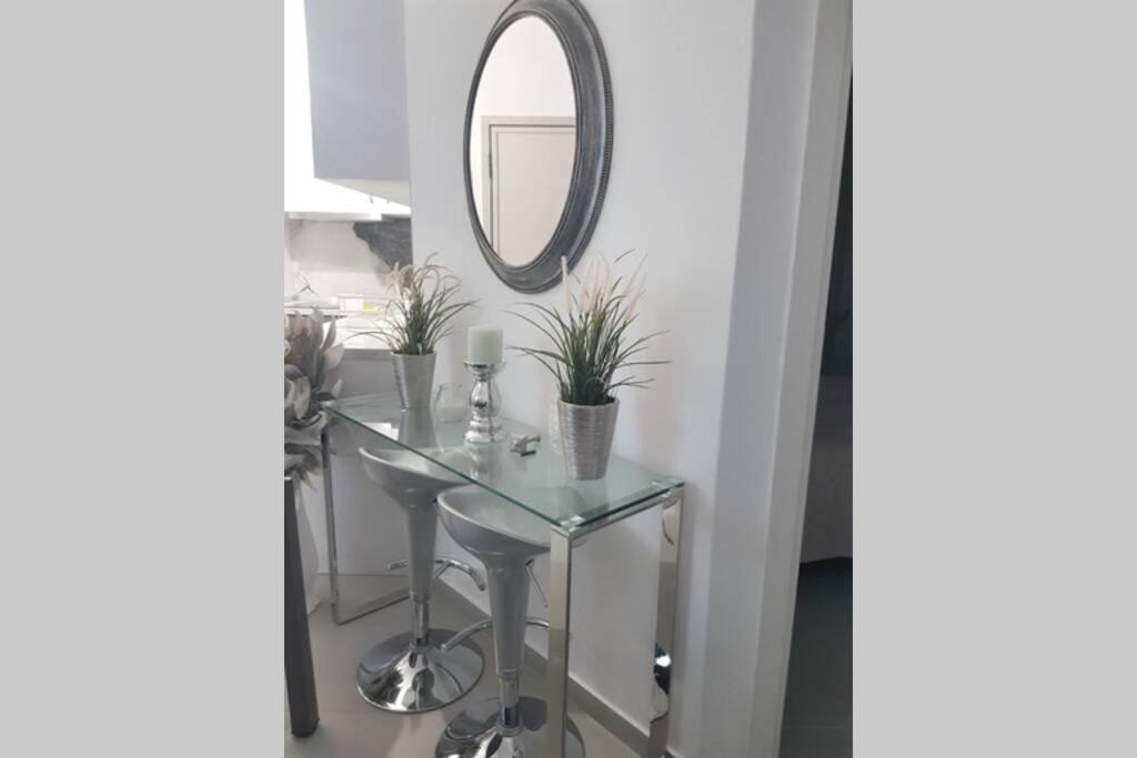 Polychrono New 2 Bedroom Apt. Just By The Sea! Екстер'єр фото